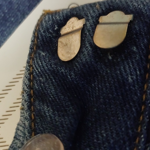 Pilcro Relaxed Barrel Jeans Size 28 - Picture 9 of 10